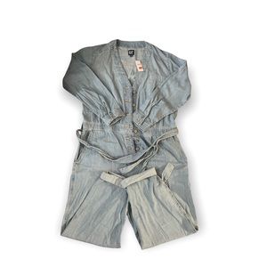 GAP DENIM Jumpsuit, (NEW WITH TAGS) Size: Large